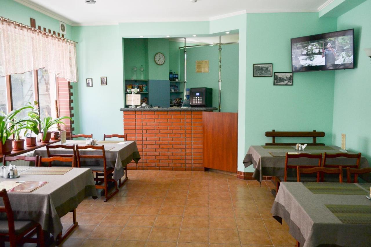 Vorontsovskiy Hotel Melitopol Exterior photo